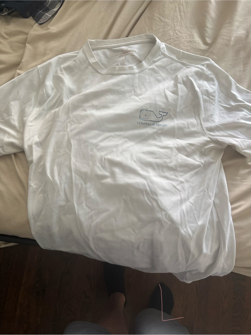 Vineyard Vines White Long-Sleeve Shirt with Light Blue Whale Logo